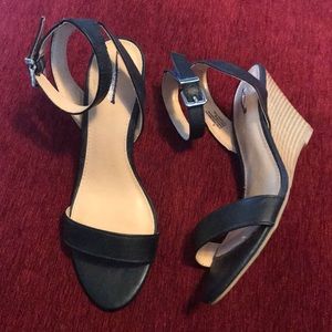 NWOT Express Strappy Wedge Black Sandal Size 8
